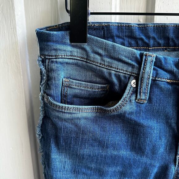 Blank NYC Distressed Frayed Edge Skinny Jeans - Picture 5 of 11